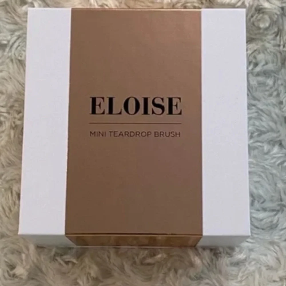 Eloise Beauty Mini Tear‎ Drop Brush RoseGold Finish NWT/NEW Eloise Beauty